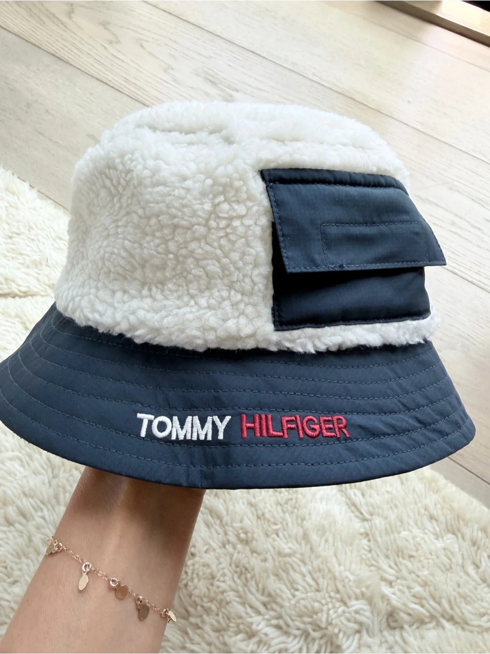 Tommy Hilfiger Kids Navy & Cream Sherpa Bucket Hat with Pocket